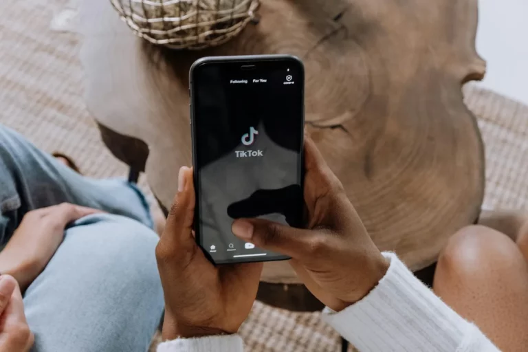 how to create TikTok subtitles